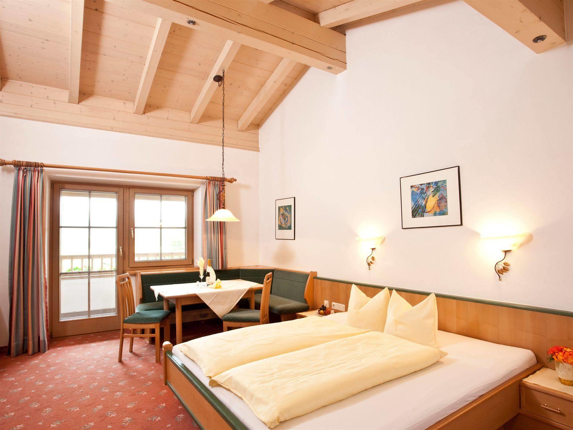 Erlebnishotel Kitzbuehler Horn Oberndorf in Tirol Eksteriør bilde